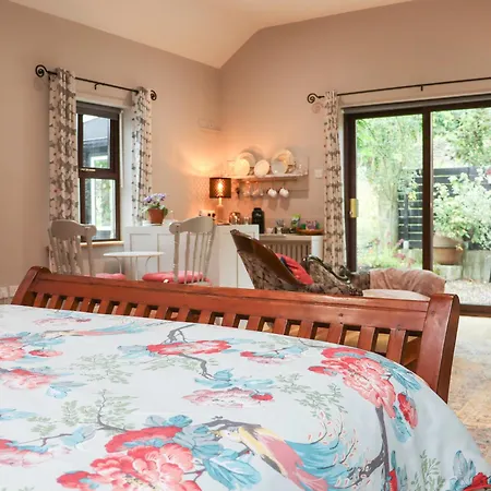 Tatil Evi Pink Granite Garden Of Ireland